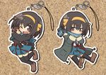  bangs black_hair brown_eyes cardigan character_doll chibi coat hairband keychain kita_high_school_uniform kyon orange_hairband scarf school_uniform serafuku short_hair suzumiya_haruhi suzumiya_haruhi_no_yuuutsu taiki_(6240taiki) thighhighs 