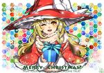  adapted_costume alternate_color blonde_hair bow box braid christmas dress english gift gift_box hat hat_bow kirisame_marisa long_hair long_sleeves merry_christmas one_eye_closed open_mouth red_dress santa_costume single_braid smile solo touhou umigarasu_(kitsune1963) upper_body white_bow witch_hat yellow_eyes 