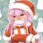  alternate_costume blush box capelet embarrassed gift gift_box hat hata_no_kokoro highres indo_(mdtanaka2007) long_hair looking_to_the_side object_hug pink_eyes pink_hair santa_costume santa_hat scarf scarf_over_mouth solo touhou upper_body 