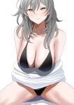  1girl alternate_breast_size bare_legs bare_shoulders bikini black_bikini blush breasts cleavage closed_mouth grey_hair hair_between_eyes highres honkai:_star_rail honkai_(series) looking_at_viewer medium_hair navel redi_(rasec_asdjh) simple_background stelle_(honkai:_star_rail) swimsuit trailblazer_(honkai:_star_rail) white_background yellow_eyes 