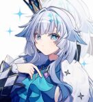  1girl ascot blue_ascot blue_eyes bright_pupils cape cerydra_(honkai:_star_rail) crown fur-trimmed_cape fur_trim hair_intakes highres honkai:_star_rail honkai_(series) long_hair mini_crown pino_(pino2452) upper_body white_hair white_pupils zoom_layer 