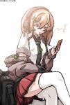  1girl absurdres alternate_costume artist_name bag black_bag black_necktie blonde_hair brown_jacket cellphone collared_shirt commentary_request crossed_legs dated hair_between_eyes headphones highres holding holding_phone jacket lyrica_prismriver mouth_hold musical_note necktie one-hour_drawing_challenge open_clothes open_jacket phone red_eyes red_skirt shirt simple_background skindentation skirt smartphone solo thighhighs touhou ve1024 white_background white_shirt white_thighhighs 