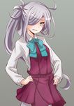  ahoge anti_(untea9) asashimo_(kantai_collection) bow bowtie clenched_teeth cowboy_shot grey_background hair_over_one_eye hands_on_hips kantai_collection long_ponytail looking_at_viewer pantyhose pleated_skirt ponytail purple_skirt school_uniform silver_eyes silver_hair simple_background skirt solo teeth 