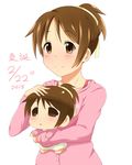  brown_eyes brown_hair highres hirasawa_ui k-on! minigirl multiple_girls nangokushirokuma parody ponytail puchimasu! short_hair 