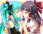  aqua_hair blush bow closed_eyes crossover detached_sleeves hair_bow hakurei_reimu hatsune_miku headphones holding_hands imminent_kiss kinagi_yuu long_hair multiple_girls necktie polka_dot purple_hair sparkle touhou twintails vocaloid yuri 