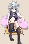  aokaze_(mimi_no_uchi) bad_id bad_pixiv_id black_legwear blue_eyes blush kneehighs kosegawa_shiromi looking_to_the_side messy_hair miyamori_school_uniform pleated_skirt ribbon saki school_uniform short_hair sitting sitting_on_pillow skirt socks solo white_hair 