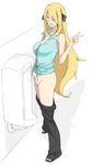 bare_shoulders blonde_hair breasts brown_eyes hair_over_one_eye large_breasts long_hair looking_at_viewer pants_down pokemon pokemon_(game) pokemon_bw pokemon_bw2 shirona_(pokemon) sleeveless solo urinal v very_long_hair wigglytuff_(pokeacc) 