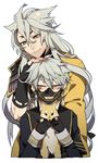  armor black_gloves fox gloves hand_on_another's_head japanese_armor kiragera kogitsunemaru male_focus menpoo multiple_boys nakigitsune nakigitsune's_fox red_eyes smile touken_ranbu white_hair yellow_eyes 