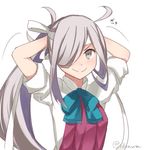  ahoge arms_behind_head arms_up asashimo_(kantai_collection) bad_id bad_pixiv_id bow bowtie grey_eyes grey_hair headband ido_(teketeke) kantai_collection looking_at_viewer multicolored_hair ponytail school_uniform shirt simple_background sleeves_rolled_up smile solo twitter_username two-tone_hair upper_body white_background white_shirt 