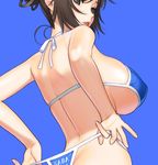  adjusting_clothes adjusting_swimsuit back bikini blue blue_background breasts brown_hair halterneck large_breasts looking_back parted_lips sano_toshihide simple_background solo strap_pull swimsuit thong_bikini underboob 