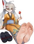  1girl ahoge barefoot dokomon feet foot_focus girls&#039;_frontline grin hair_between_eyes highres japanese_clothes kimono long_hair mask mask_on_head pkp_(girls&#039;_frontline) sandals simple_background smile soles toes twintails unworn_sandals white_background yellow_eyes yukata 