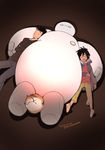  2boys baymax big_hero_6 brothers cat disney hiro_hamada marvel mochi_(big_hero_6) multiple_boys robot shatou_(c-com) siblings simple_background sleeping tadashi_hamada 