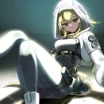  1girl absurdres arknights arknights:_endfield black_bodysuit bodysuit creenoy crocodile_girl crocodilian_tail fluorite_(arknights) green_eyes green_hair high_ponytail highres hood hoodie long_hair ponytail sidelocks solo tail white_hoodie 