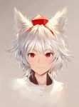  albino animal_ears closed_mouth face grey_background hat inubashiri_momiji jpeg_artifacts looking_to_the_side matsuda_(matsukichi) portrait red_eyes short_hair simple_background smile solo tokin_hat touhou upper_body white_hair wolf_ears 