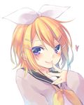  blonde_hair blue_eyes blush hair_ornament hair_ribbon hairclip heart highres kagamine_rin kuroi_(liar-player) looking_at_viewer ribbon sailor_collar short_hair smile solo vocaloid white_ribbon 