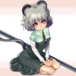  :&lt; animal_ears grey_hair jewelry mouse_ears mouse_tail nazrin necklace pendant red_eyes short_hair sitting solo tail touhou umigarasu_(kitsune1963) 