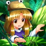  animal bad_id bad_pixiv_id blonde_hair frog hair_ribbon hands hat leaf long_hair moriya_suwako nanban_teishoku nature ribbon solo touhou yellow_eyes 