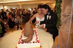  asian bride cake chocolate crowd food groom japanese photo public wedding 