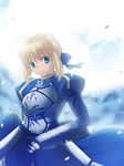  ahoge armor armored_dress artoria_pendragon_(all) blonde_hair blue_eyes fate/stay_night fate_(series) gauntlets highres saber skylader smile solo 