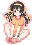  brown_eyes brown_hair butterfly_sitting denim denim_shorts hairband halftone halftone_background hands_on_feet highres long_hair orange_shirt shirt shoes shorts shouji_ayumu sitting socks solo suzumiya_haruhi suzumiya_haruhi_(young) suzumiya_haruhi_no_yuuutsu t-shirt younger 