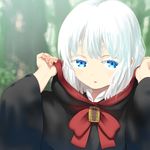  blue_eyes bow hota long_hair long_sleeves looking_at_viewer robe solo sora_edelberg sorairo_no_mahou_tsukai white_hair 