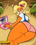 absurd_res accessory activision anthro bandicoot big_butt blue_overalls butt clothing coco_bandicoot computer crash_bandicoot_(series) dialogue electronics eyelashes eyeshadow female flower flower_in_hair fur green_eyes hair hair_accessory hi_res laptop looking_at_viewer lying makeup mammal marsupial on_side open_mouth orange_body orange_fur panties pink_clothing pink_eyeshadow pink_panties pink_underwear plant ponytail rear_view silenttandem solo speech_bubble tan_body tan_fur text thick_thighs topwear underwear white_clothing white_topwear wide_hips