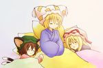  animal_ears blanket blonde_hair brown_hair cat_ears cat_tail chen closed_eyes eijima_moko family fox_tail green_hat hat hat_ribbon mob_cap multiple_girls pillow_hat red_ribbon ribbon robe simple_background sleeping smile tail touhou upper_body white_background yakumo_ran yakumo_yukari 