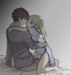  1boy 1girl atelier_(series) atelier_lulua barefoot blonde_hair brown_hair commentary_request dress ficus_finis green_eyes grey_background grey_shirt hetero hug karasumi_(aiseec) long_hair long_sleeves looking_at_another on_bed piana_(atelier) shirt short_hair sitting sitting_on_person white_dress 