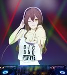  ashigara_(kantai_collection) casual clothes_writing dj edm headphones kantai_collection laser led md5_mismatch one_eye_closed phonograph solo spotlight turn_up turntable udon-udon 
