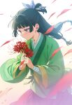  1girl aoqun blue_eyes chinese_clothes commentary_request cutlass_(classic_chocolate) flower freckles green_hair green_hanfu hanfu highres holding holding_flower kusuriya_no_hitorigoto long_hair maomao_(kusuriya_no_hitorigoto) petals red_flower solo spider_lily 