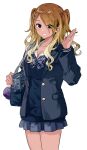  1girl bad_id bad_twitter_id bag bag_charm black_eyes blonde_hair blue_bag blue_bow blue_bowtie blue_jacket blue_skirt blue_sweater bow bowtie breasts charm_(object) cleavage cowboy_shot dark-skinned_female dark_skin gradient_hair grin hair_ornament hairclip highres idolmaster idolmaster_shiny_colors izumi_mei jacket long_hair loose_bowtie migolu miniskirt multicolored_hair open_clothes open_jacket parallel_hairclips pleated_skirt school_bag school_uniform simple_background skirt smile solo sweater two_side_up v-neck waving white_background 