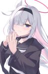  1girl absurdres black_choker black_coat black_eyes black_hairband black_sailor_collar black_serafuku blue_archive choker coat colored_inner_hair commentary hair_over_one_eye hairband halo highres hutaba_miyagi light_blush long_hair long_sleeves looking_at_viewer multicolored_hair neckerchief pink_hair plana_(blue_archive) red_halo red_pupils ribbon sailor_collar school_uniform serafuku simple_background smile solo upper_body white_background white_hair white_neckerchief white_ribbon 