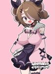  1girl bags_under_eyes bow breasts brown_hair buttons choker cleavage commentary_request cross cross_necklace diffsinger fishnets frilled_shirt_collar frilled_sleeves frills hair_bow hair_ornament hair_over_one_eye hairclip hand_on_own_hip highres jewelry jirai_kei large_breasts looking_to_the_side multicolored_hair necklace open_mouth outline pink_background pink_bow pink_hair pleated_skirt purple_bow purple_choker purple_eyes purple_skirt ringed_eyes short_hair sidelocks simple_background skirt smile solo streaked_hair toriko_(diffsinger) twintails white_outline youguret37 