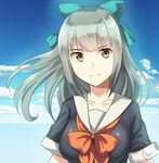  bangs bow bowtie brown_eyes eko green_hair hair_bow kantai_collection long_hair looking_at_viewer school_uniform serafuku short_sleeves smile solo twitter_username upper_body yuubari_(kantai_collection) 