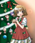  brown_eyes brown_hair character_doll christmas christmas_tree hair_ornament hidamari_sketch hiro kahis_(sweetbriar) miyako nazuna nori sae solo ume-sensei x_hair_ornament yuno 