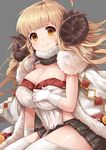  ahoge anila_(granblue_fantasy) bangs blonde_hair blunt_bangs blush breasts cape cleavage closed_mouth cowboy_shot draph eyebrows eyebrows_visible_through_hair fur_trim gloves granblue_fantasy grey_background highres horns large_breasts long_hair looking_at_viewer orange_eyes pleated_skirt sheep_horns short_eyebrows simple_background skirt smile solo thighhighs u_rin white_legwear 