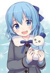  :d alternate_costume bad_id bad_pixiv_id blue_eyes blue_hair bow cirno coat hair_bow head_tilt ice ice_wings long_sleeves looking_at_viewer maki_(natoriumu) open_mouth round_teeth scarf silver_hair smile snowman solo teeth touhou wings 