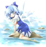  blue_eyes blue_hair bow cirno finger_to_mouth hair_bow kneeling light_rays ocean solo straddling sunbeam sunlight touhou water wet wet_clothes wings yatsuka 