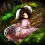  animal_ears brown_eyes brown_hair bunny_ears carrot dress female forest inaba_tewi juriesute nature pink_dress rabbit_ears touhou 