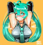  adultonly ahoge armpits arms_behind_head arms_up artist_name bad_id bad_pixiv_id blush choker collared_shirt detached_sleeves green_eyes green_hair hair_between_eyes hatsune_miku long_hair looking_at_viewer necktie orange_background shiny shirt sleeveless sleeveless_shirt solo sweat twintails upper_body very_long_hair vocaloid wavy_mouth 