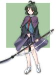  1other adagumo_no_saragimaru androgynous anime_coloring baggy_shorts bare_legs black_shirt blue_shorts blue_vest blunt_bangs brown_sandals buttons capelet closed_mouth commentary_request dot_nose full_body fur_scarf green_background green_hair hair_ornament hand_on_lap high_ponytail highres holding holding_polearm holding_weapon japanese_clothes knees kurokoge_karubi len'en light_frown long_sleeves naginata necktie other_focus polearm ponytail purple_capelet red_eyes red_necktie sandals scarf shadow shirt short_hair short_ponytail shorts sleeves_past_wrists snake_hair_ornament snake_tail socks solo split_ponytail standing tail two-tone_background vest weapon white_background white_scarf white_socks wide_sleeves 