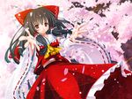 black_hair bow brown_eyes cherry_blossoms detached_sleeves hair_bow hakurei_reimu japanese_clothes long_hair outstretched_arms smile solo sukuna_(artist) touhou 