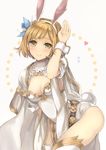  alternate_costume animal_ears blonde_hair blush breasts bunny_ears bunny_pose bunny_tail cape circle closed_mouth detached_sleeves djeeta_(granblue_fantasy) earrings fake_animal_ears flower flying_sweatdrops granblue_fantasy hair_flower hair_ornament hairband highres jewelry leaning_forward leotard medium_breasts palms riffey sage_(granblue_fantasy) short_hair smile solo strapless strapless_leotard tail thighhighs turtleneck white_background white_legwear wrist_cuffs yellow_eyes 