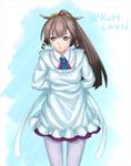  arms_behind_back bad_id bad_pixiv_id bangs blue_eyes blue_neckwear blush brown_hair commentary_request cosplay cowboy_shot gakky-cf hair_ribbon irako_(kantai_collection) irako_(kantai_collection)_(cosplay) kantai_collection kappougi kazagumo_(kantai_collection) long_hair long_sleeves necktie pantyhose ponytail ribbon solo twitter_username 