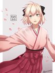  :d ahoge bad_id bad_pixiv_id banned_artist black_bow blonde_hair blush bow commentary_request cowboy_shot fate_(series) green_eyes hair_bow hakama hip_vent japanese_clothes kimono koha-ace long_sleeves looking_at_viewer meiji_schoolgirl_uniform okita_souji_(fate) okita_souji_(fate)_(all) open_mouth orii_(orii_i) red_hakama short_hair smile solo twitter_username type-moon wide_sleeves 