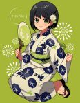  1girl arisa_(aren) black_eyes black_footwear black_hair blush commentary floral_print floral_print_kimono flower full_body green_background green_eyes green_flower green_sash grin hair_flower hair_ornament hand_fan highres holding holding_fan japanese_clothes kimono long_sleeves looking_at_viewer no_socks obi original pinching_sleeves print_kimono sandals sash short_hair signature smile solo white_flower white_kimono wide_sleeves yukata 