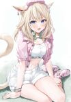  animal_ears blonde_hair blue_eyes blush bow bracelet breasts cat_ears cat_tail earrings facial_mark final_fantasy final_fantasy_xiv hair_bow highres jacket jewelry long_hair looking_at_viewer medium_breasts midriff miqo&#039;te navel open_clothes open_jacket open_mouth shorts sitting sports_bra tail warrior_of_light_(ff14) whisker_markings yana_mori 