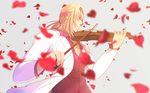  blonde_hair blurry depth_of_field foreshortening from_below hair_tie instrument jojo_no_kimyou_na_bouken male_focus mask melone perspective petals ponytail rose_petals smile solo suit_jacket upper_body violin wanwan_(masaki1016) 