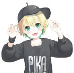  1girl alternate_costume alternate_hair_length alternate_hairstyle amano_pikamee black_hat black_shirt blonde_hair character_name clothes_writing green_eyes green_hair green_nails hat highres looking_at_viewer multicolored_hair nail_polish shirt short_hair smile solo streaked_hair ugaaaa1 virtual_youtuber voms 