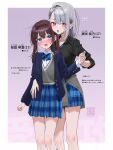  2girls black_shirt blue_bow blue_bowtie blue_eyes blue_skirt blush bow bowtie brown_hair clothes_around_waist collared_shirt commentary_request flying_sweatdrops grey_hair grey_sweater hand_on_another's_waist heart highres holding_another's_wrist multiple_girls open_mouth original pink_background pink_eyes plaid_clothes plaid_skirt pleated_skirt purple_background qr_code shirt skirt spoken_heart sweater sweater_around_waist translation_request white_shirt yuri yuuyu_(moco20111115) 